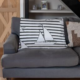 Benjamin Tate Design Sailboats Blanket in Natural - Size: 120 cm x 150 cm - thumbnail 2