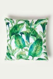 Homescapes Luxury Waterproof Banana Leaf Outdoor Cushion 45 x 45 cm, Set of 2 in Green - Size: 45 cm x 45 cm - thumbnail 4