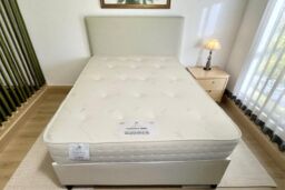 Knight Sleep Natural Cashmere 1000 Pocket Mattress Built with Extra Hybrid Support Features in White - Size: Small Single - thumbnail 1