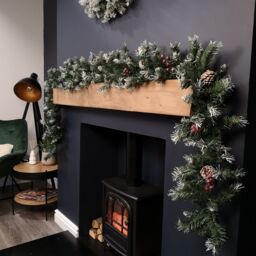 Samuel Alexander 2.7m Green Mixed Needle Christmas Garland with Pine Cones & Red Berries - thumbnail 1