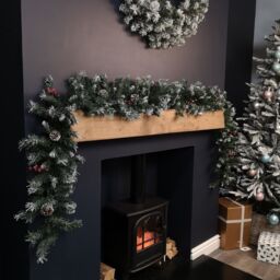 Samuel Alexander 2.7m Green Mixed Needle Christmas Garland with Pine Cones & Red Berries - thumbnail 3