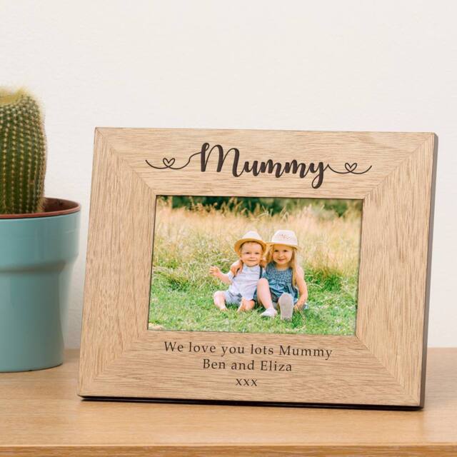 Uniqueful Personalised Mummy Wood Picture Frame 7x5 Mothers Day for Mum in Beige - Size: 1 Pack - image 1