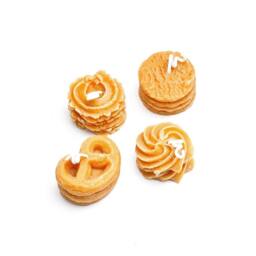 Voltico Cookies Shaped Scented Candles 4 Pack - Coffee & Milk Aroma in Orange - thumbnail 6