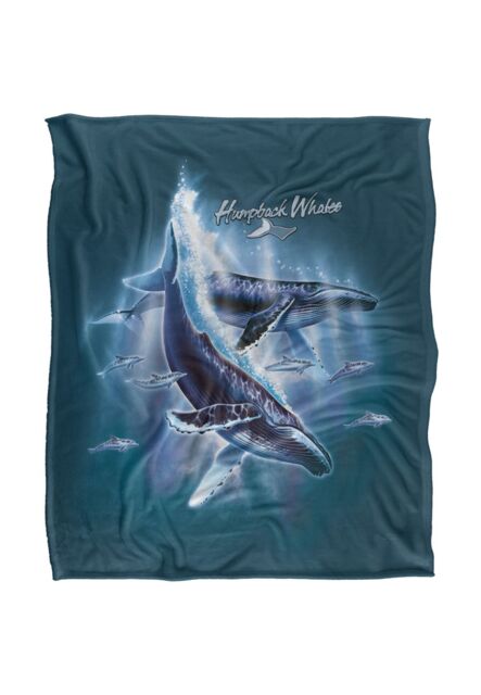 JQ Licensing Humback Whales Silky Touch Super Soft Throw Blanket 152 X 127 cm in White - image 1