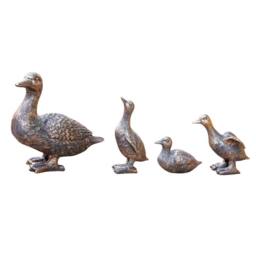 Marco Paul Bronze Set of 4 Resin Duck Ornaments Duck Family Figurines for Garden Patio in Brown - thumbnail 3