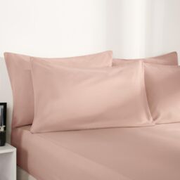 OHS Plain Bed Sheet Microfibre Deep Fitted Soft in Pink - Size: Double - thumbnail 4