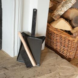 Hammer and Tongs Fireplace Dustpan & Brush Set Black - thumbnail 2