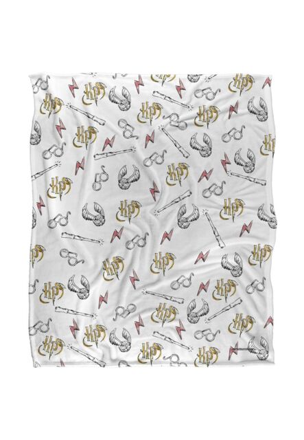 Warner Brothers Harry Potter Whimsical Water Color Blanket 152 x 127 cm in White - image 1