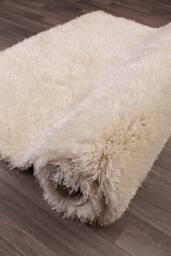 Celebrity Interiors Boston Plain Cream Rug - Size: 120 cm x 170 cm - thumbnail 4