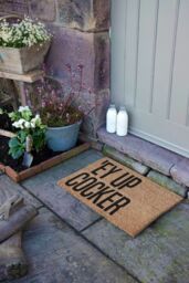 Artsy Mats Funny Ey Up Cocker Slang Doormat in Black - Size: 40 cm x 60 cm - thumbnail 1