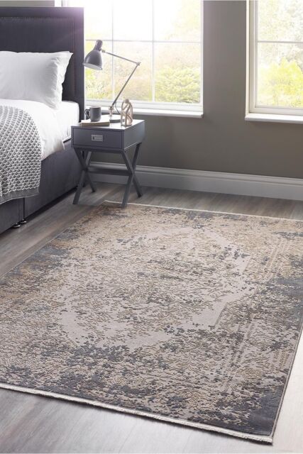 Origin 'Vintage Medallion' Rug in Grey - Size: 120 cm x 170 cm - image 1