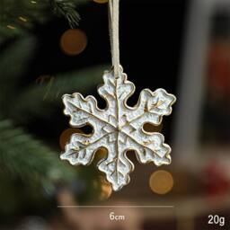 Lovii Pack of 4 Assorted Hand-Painted Resin Christmas Hanging Ornaments - Size: 4 Pack - thumbnail 4