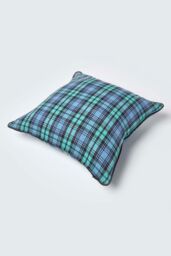 Homescapes Cotton Tartan Cushion Cover in Blue - Size: 30 cm x 50 cm - thumbnail 4