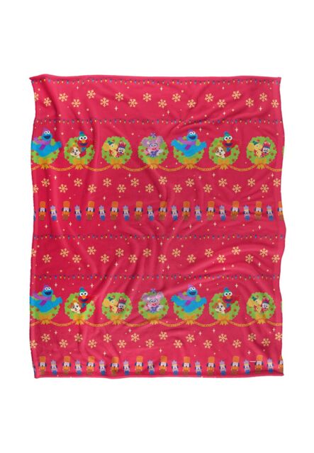 Sesame Street Furry Friends Forever Wreath Pattern Silky Touch Super Soft Throw Blanket 152 X 127 cm in White - image 1