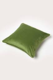 Homescapes Filled Velvet Cushion with Piped Edge 46 x 46 cm in Olive - thumbnail 5