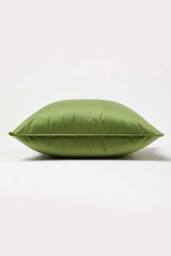 Homescapes Filled Velvet Cushion with Piped Edge 46 x 46 cm in Olive - thumbnail 4