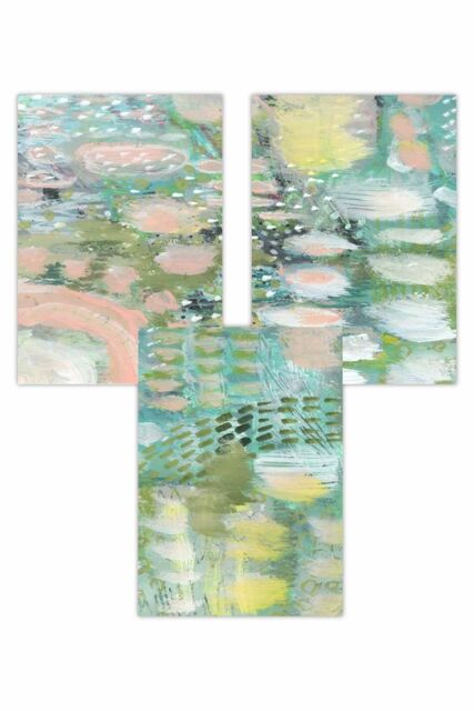 ARTZE Set of 3 Abstract lily Pond in Green & Pink Art Posters in Light Green - Size: W50 cm x H70 cm - image 1