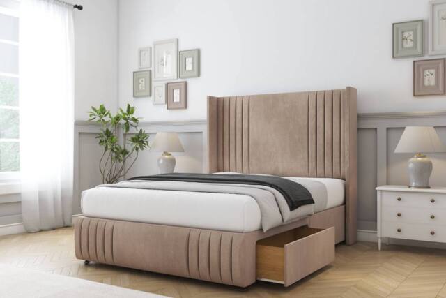 "Sloomy Camden Naples Divan Set No Drawers-54"" Wingback-Footboard in Light Brown - Size: King" - image 1