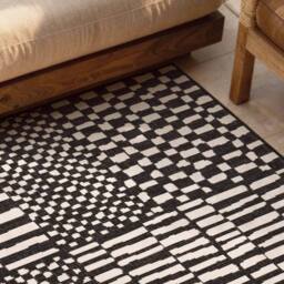 THE RUGS Ted Baker Reversible Indoor Outdoor Barkham Rug Abstract in Black - Size: 200 cm x 300 cm - thumbnail 2