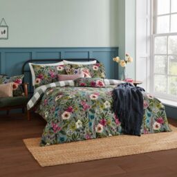 Wylder Nature Hidcote Manor Botanical Duvet Set in Blue - Size: Super King - thumbnail 1