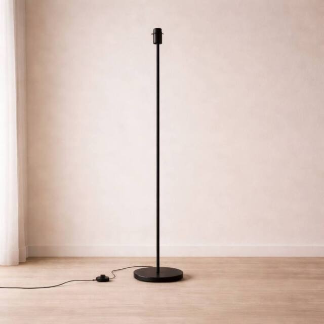 CGC Lighting CGC Lena Matt Black Straight Floor Lamp - image 1
