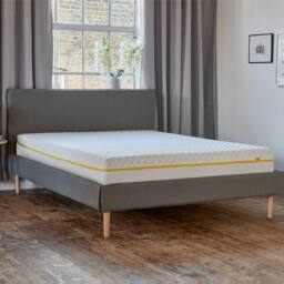 Eve The Premium Mattress in White - Size: King - thumbnail 3