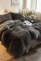 Ezysleep Grey Faux Fur Duvet Cover Set - Size: King - thumbnail 2