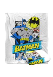 DC Comics Batman Out of The Pages Blanket 152 x 127 cm in White - thumbnail 2