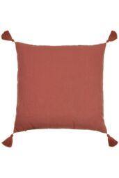 Furn Uno Lined Face Tufted Tasselled Cushion in Red - Size: 45 cm x 45 cm - thumbnail 2