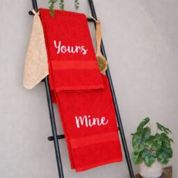 Duncan Stewart Personalised Bath Towel Set For Couples in Red - thumbnail 2