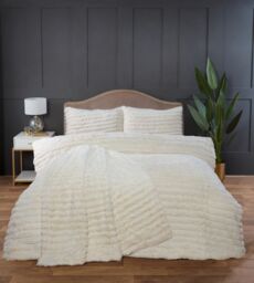 Rapport Home Chunky Ribbed Fur Polyester Soft & Cozy Duvet Cover Set With Pillowcase in White - Size: Double - thumbnail 4