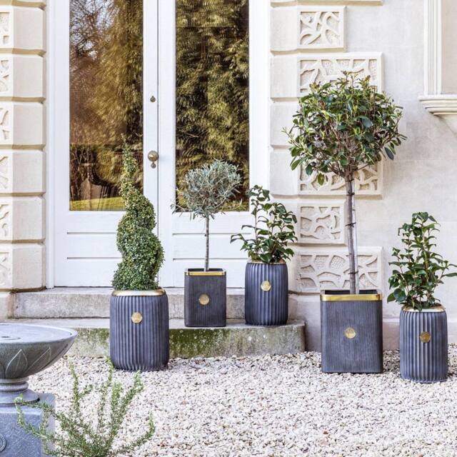 Royal Botanic Gardens Kew Kew Outdoor Antique Lead Richmond Plant Pot Set of 2 in Grey - image 1