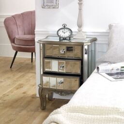 Melody Maison Mirrored 3 Drawer Bedside Table - Tiffany Range in Silver - thumbnail 4