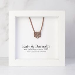 Afewhometruths Handcrafted Celtic Faux Leather Heart - Personalised Anniversary Keepsake in Brown - thumbnail 1