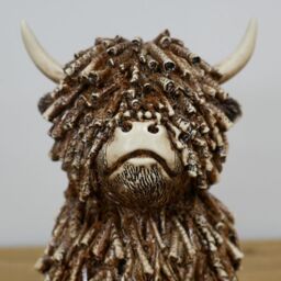 Gifts Direct 2 U Highland Cow Twig Sitting Ornament in Brown - Size: Medium - thumbnail 3