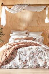 CHRISTY Luxury Quilted Velvet 'Jaipur' Throw in Dusty Pink - Size: 140 cm x 200 cm - thumbnail 3