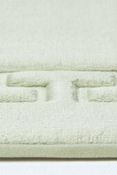 Homescapes Memory Foam Greek Key Bath Mat in Green - thumbnail 5