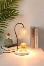 H&O Direct Flower-Shaped Glass Bedside Lamp Candle Warmer - thumbnail 3