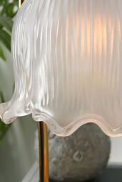 H&O Direct Flower-Shaped Glass Bedside Lamp Candle Warmer - thumbnail 7