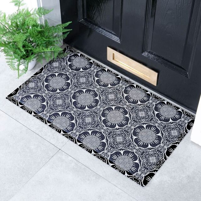 Artsy Mats Black & White Floral Pattern Indoor & Outdoor Doormat - 70x40cm - Size: 40 cm x 70 cm - image 1