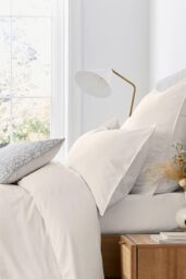 Murmur 'Linen Rich Plain Dye Still' Duvet Cover in Ivory - Size: King - thumbnail 2