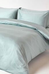 Homescapes Sateen Cotton Flat Sheet 400 TC in Duck Egg Blue - Size: Double Flat - thumbnail 4