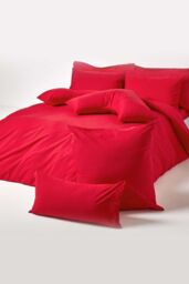 Homescapes Continental Egyptian Cotton Pillowcase 200 TC, 40 x 40 cm in Red - thumbnail 4