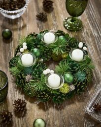 Dibor Woodland Green Round Table Centrepiece Christmas Decoration Candle Holders Tealight Holder 30cm - thumbnail 1