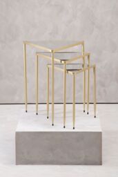Orsina Set of 3 Triangle Nesting Tables, Gold Side Tables With Mirrored Tops, Sleek Triangle End Tables, Accent Tables - thumbnail 4