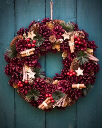 Dibor Cinnamon Stars Xmas Decor Front Door Wreath Christmas Wreath 38cm in Red - thumbnail 3