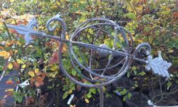 Inspirational Gifting Armillary Globe Border Stake Garden Decoration in Bronze - thumbnail 3