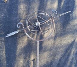 Inspirational Gifting Armillary Globe Border Stake Garden Decoration in Bronze - thumbnail 4