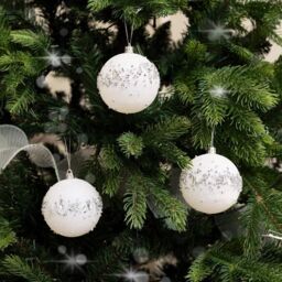 Melody Maison Set Of 3 White Glitter Silver Jewel Baubles - 9cm - thumbnail 2