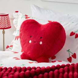 OHS Heart Shaped Decorative Scatter Cushion Throw Pillow in Red - thumbnail 1
